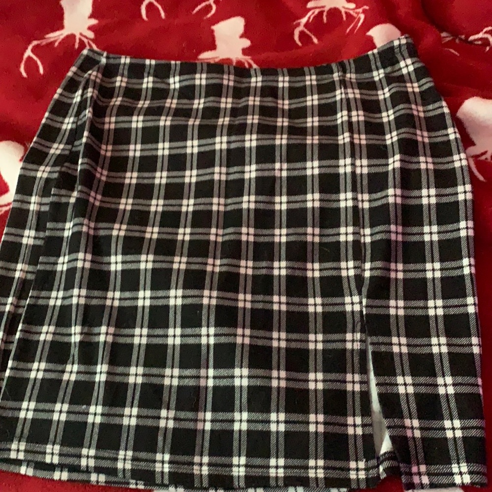 midi skirt from SHEIN cheeper material but still fits nicely just not my style.